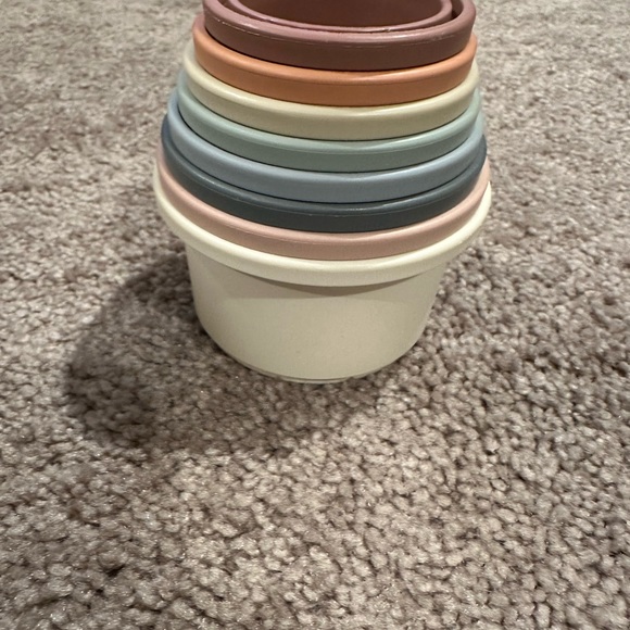 Stacking Cups - Picture 3 of 3
